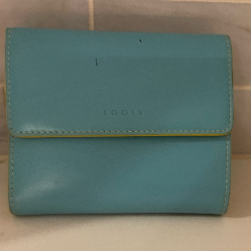 Authentic Lodis wallet! - Picture 2 of 5